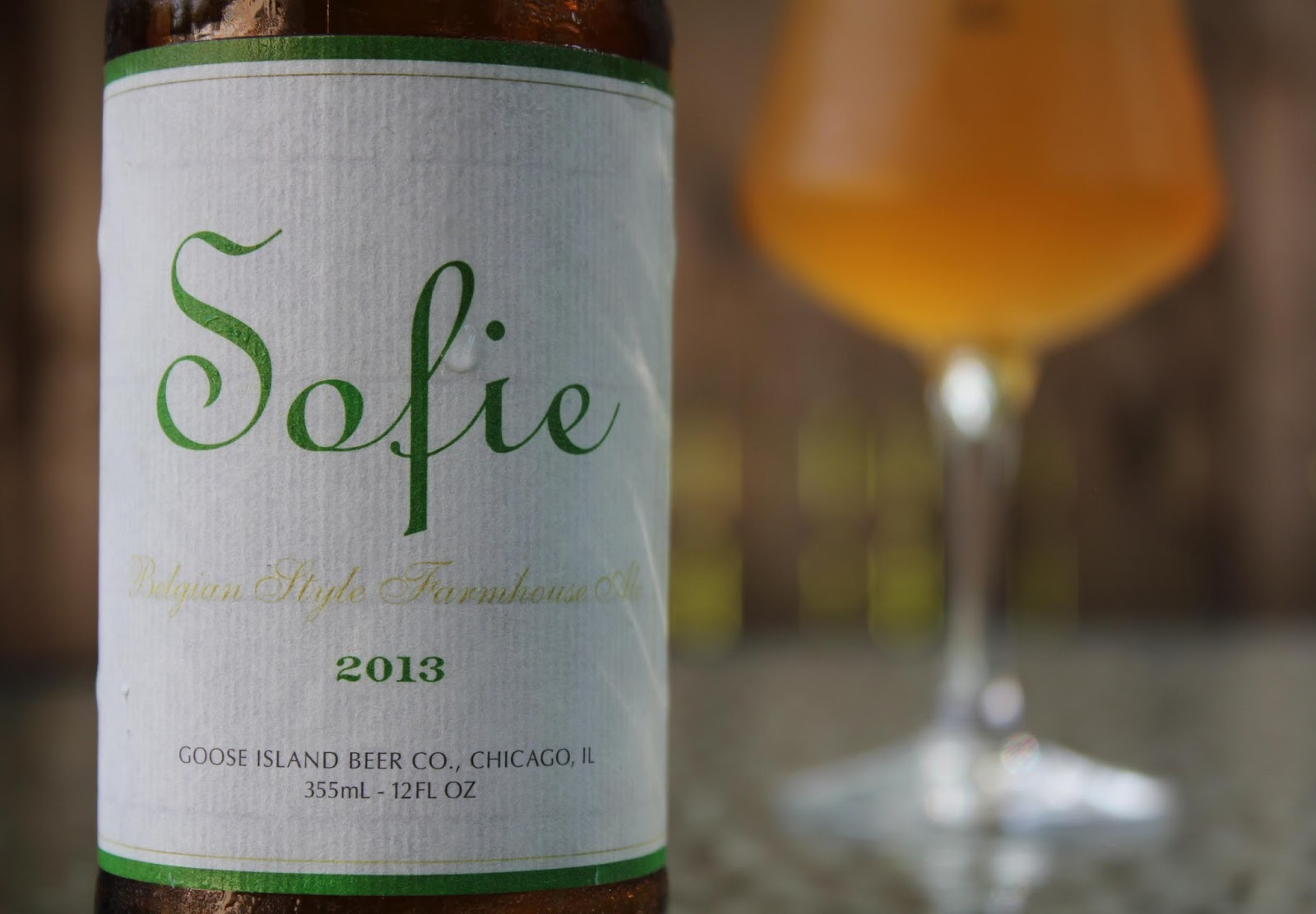 THE BRÜ The Brü Revü Goose Island Sofie