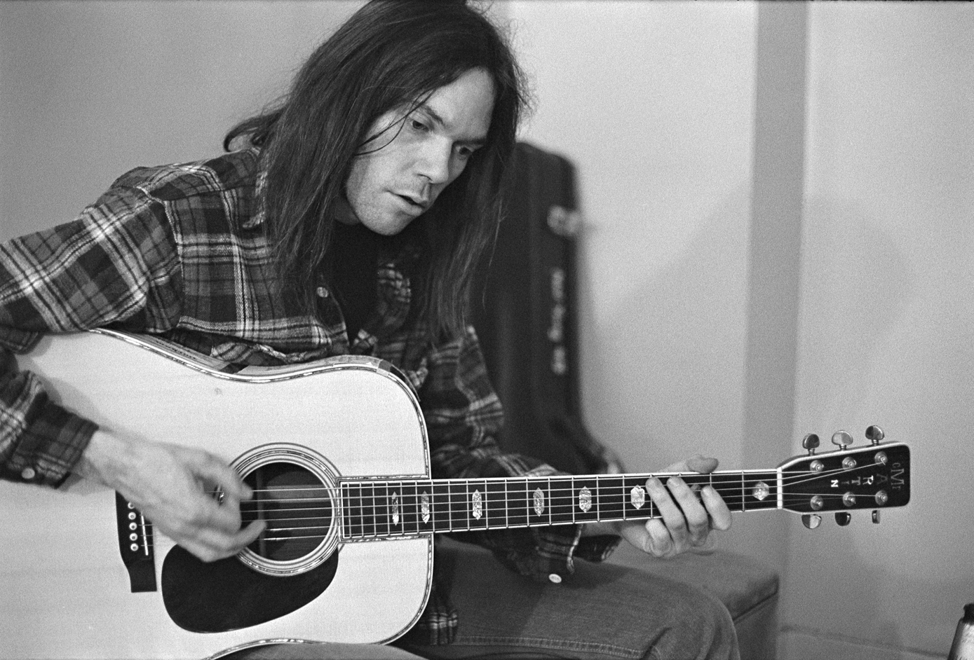 neil young harvest mooon neil young harvest mooon
