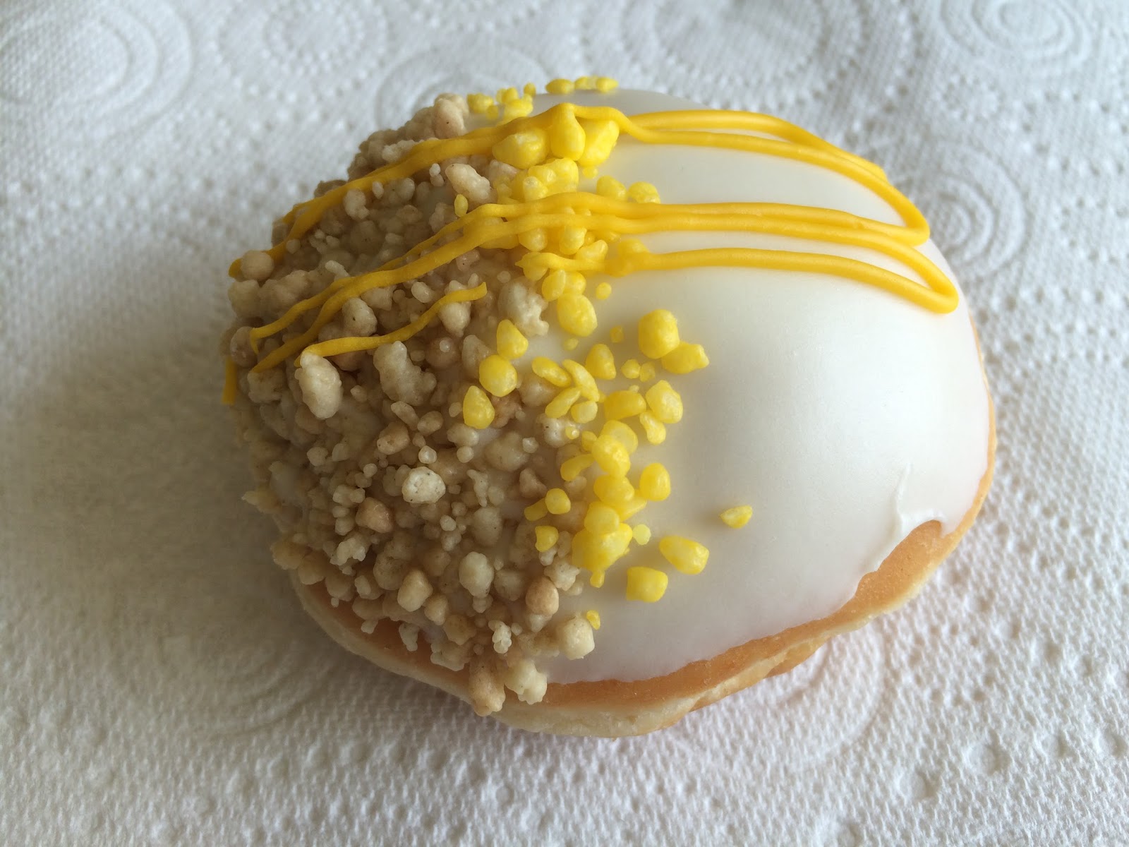 Reaching for Refreshment Review Krispy Kreme Cheesecake Doughnuts