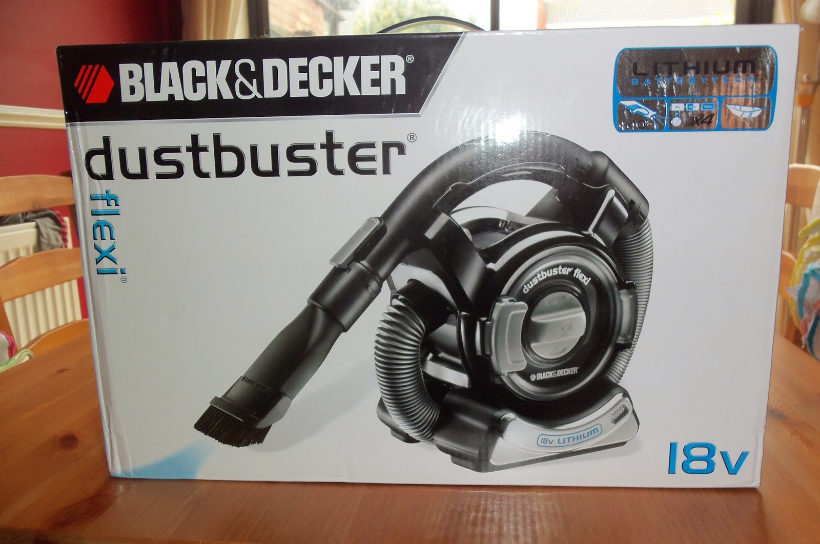 Mummy Melton Black & Decker 18V LithiumIon Dustbuster® Flexi Hand Vac