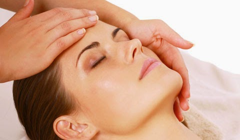 Salon Rambut Dan Kecantikan Tentang Facial