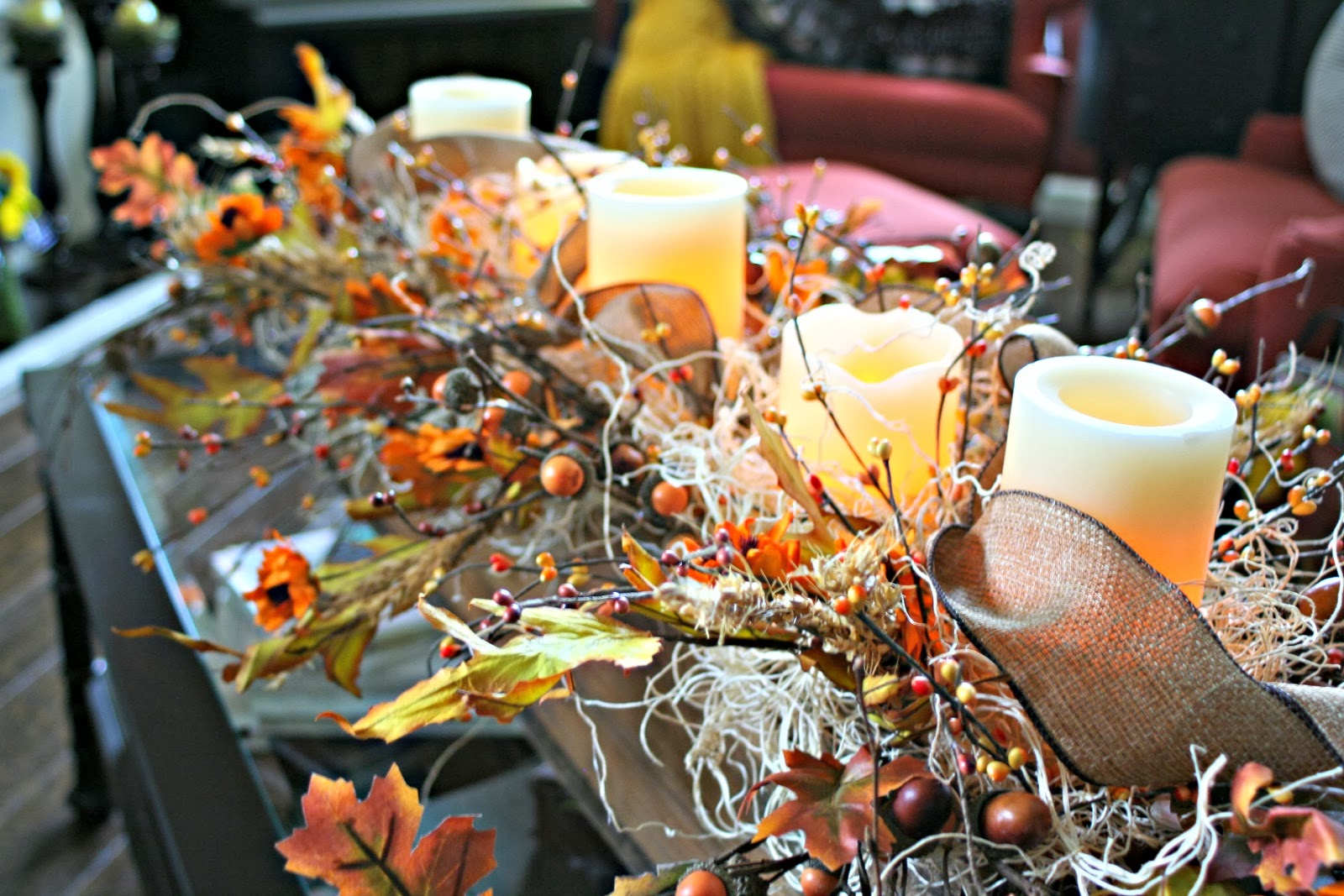 MarvinsDaughters Paula's Fall Decor Coffee Table