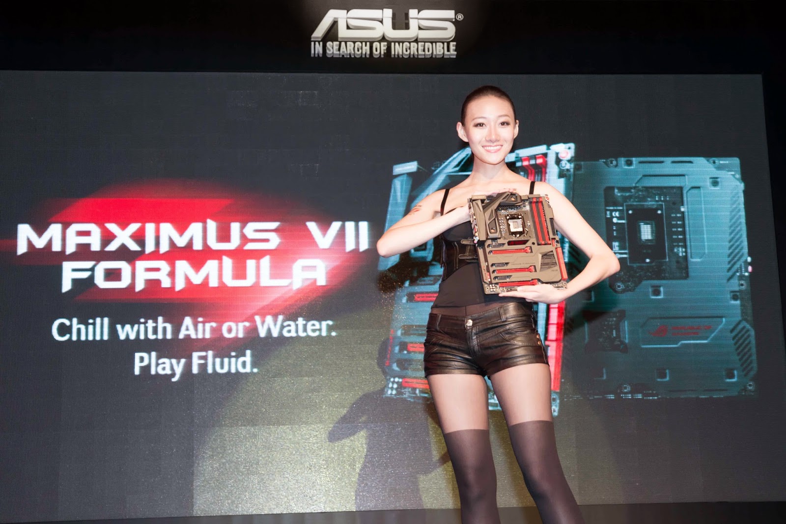 ASUS Republic of Gamers Launches Epic Gaming Equipment at Computex 2014 14