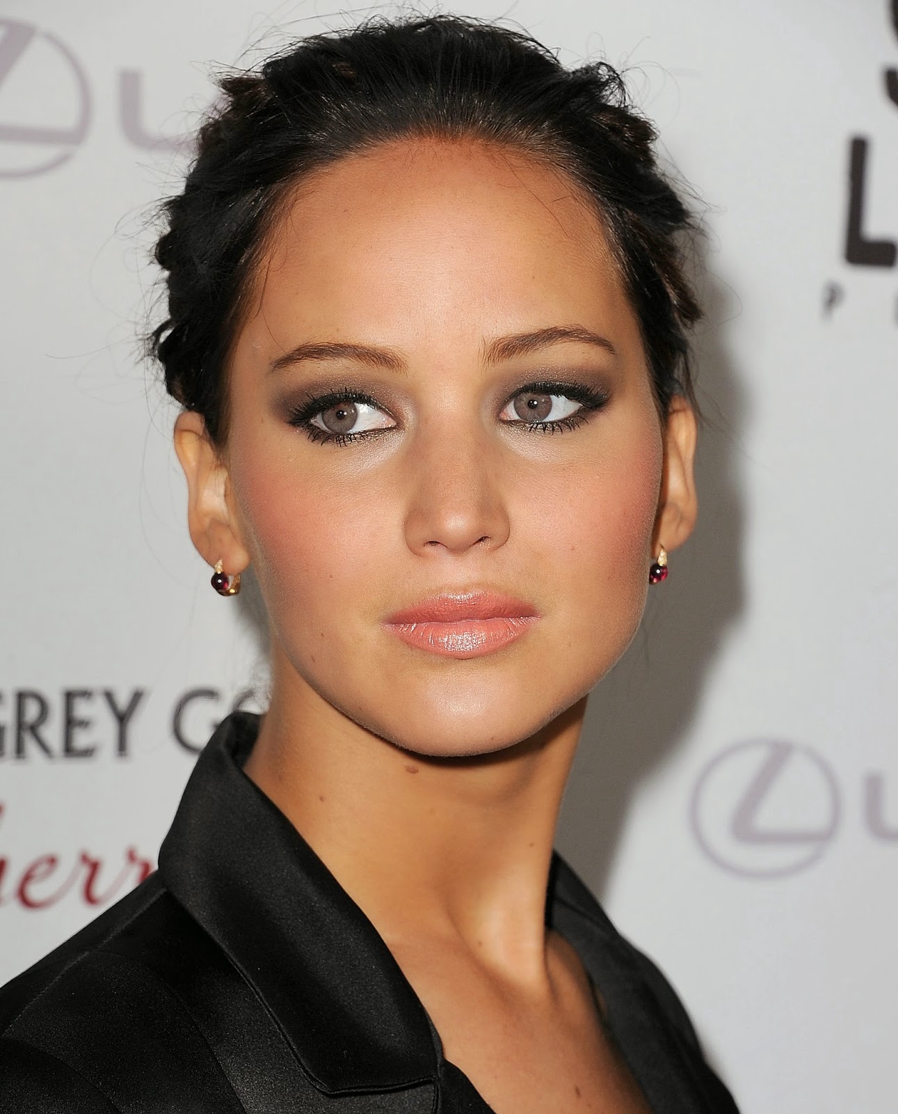 Crazy Contact Lenses Celebrities that wear colored contact lenses