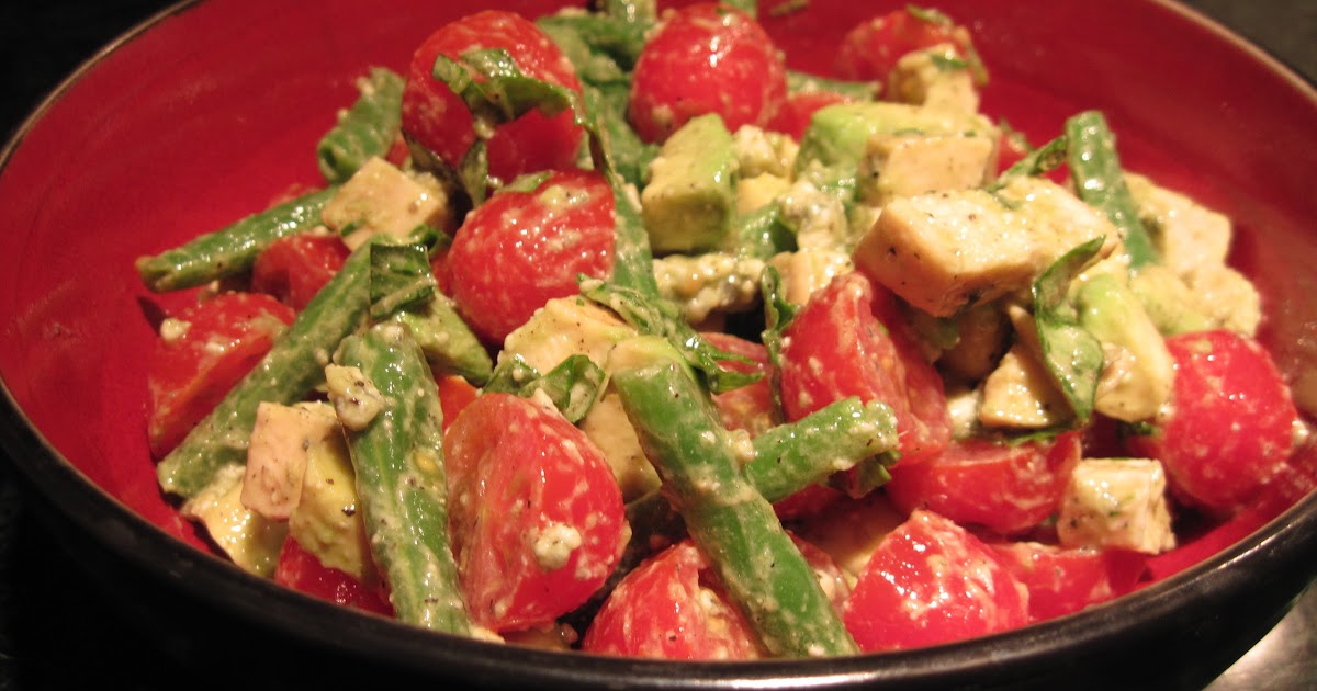 Tomato and green bean salad a recipe Yankee Kitchen Ninja