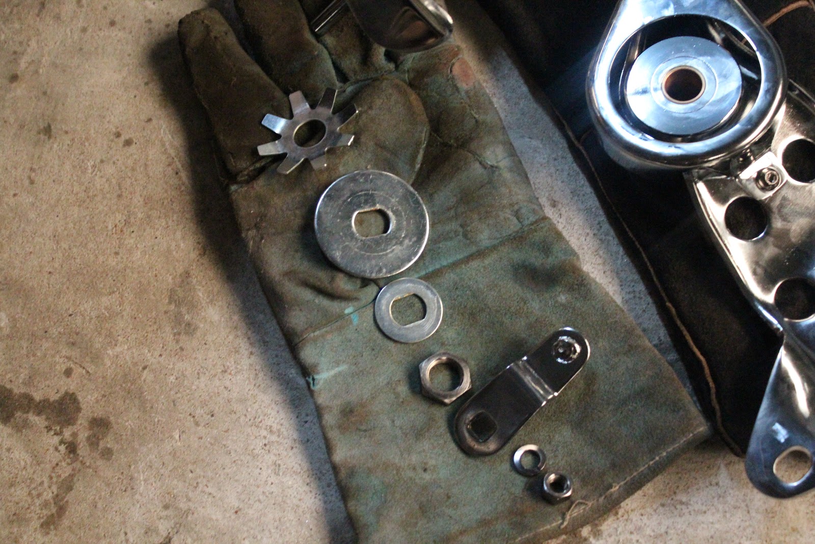 81colours shovelhead foot clutch