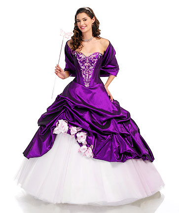 Vestido-15-a%C3%B1os-morado-y-blanco.jpg