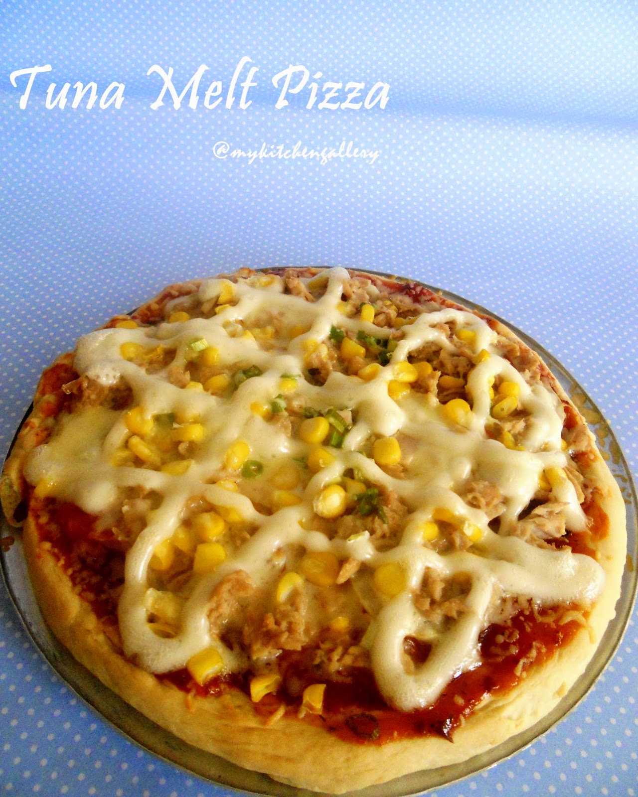 Lynn's Kitchen Tuna Melt Pizza