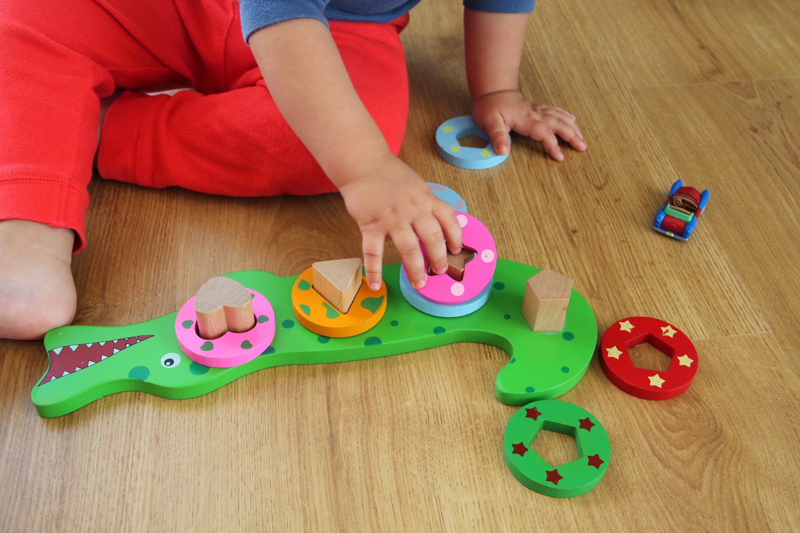 Bebeğimin Güncesi Renkleri ve Şekilleri Öğreniyoruz (24