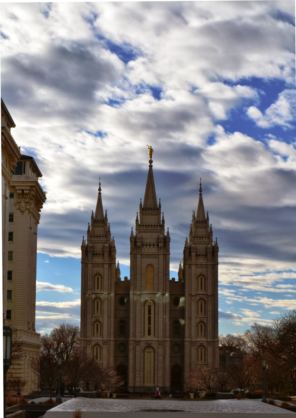 Katie Wanders Saturday in Utah Temple Square