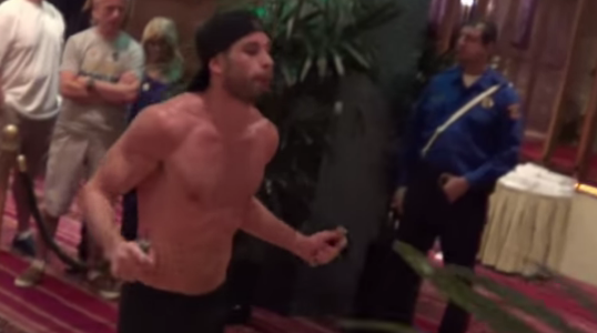 Chris Algieri shows off his speed ball and jumping rope skills, looks good