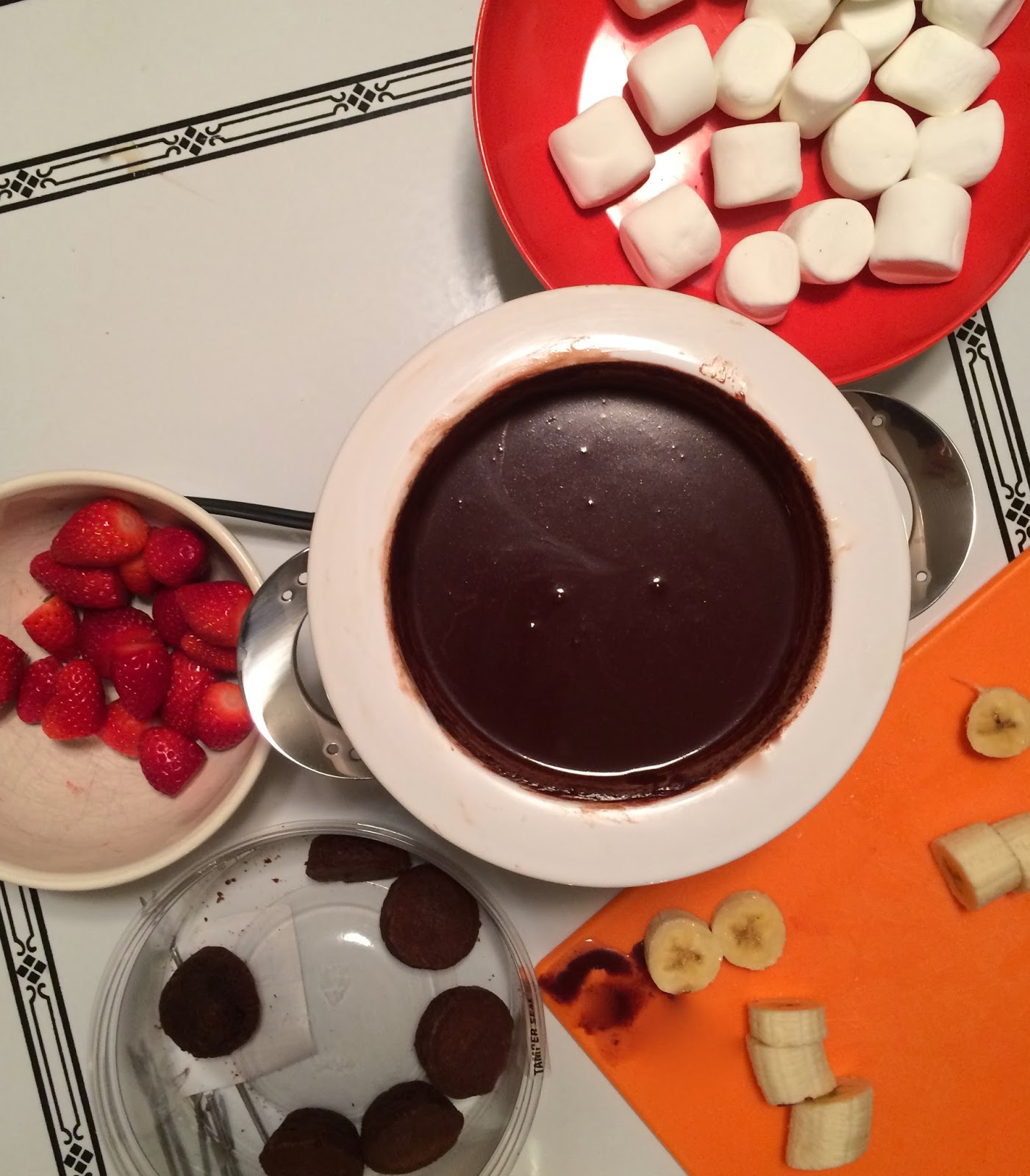 Easy Chocolate Caramel Fondue