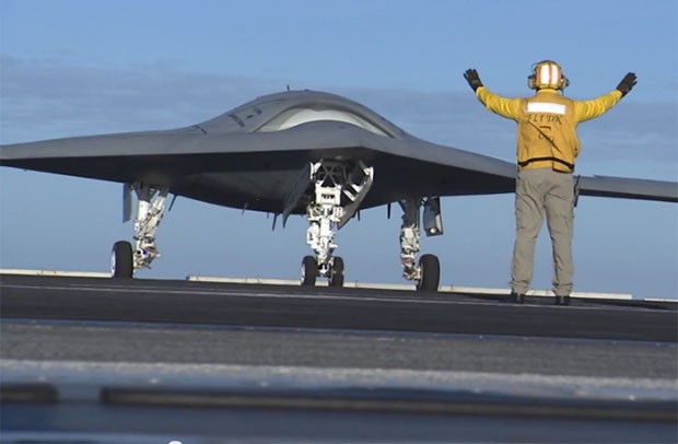 47b, uss harry truman uçak gemisinin güvertesinde 47b, uss harry truman uçak gemisinin güvertesinde
