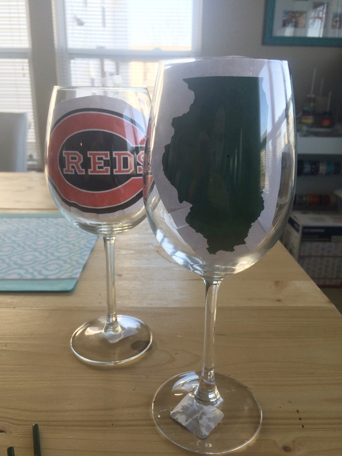 The Smart Momma DIY Painted Wine Glasses