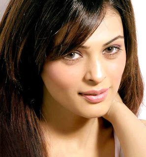 Anjana Sukhani Bollywood Actress Biography 5