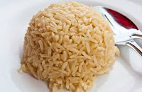 Nutricionistas y dietistas están cada vez recomendando arroz integral como una excelente fuente de nutrición integral. Los expertos dicen que la diferencia entre el arroz y el arroz blanco más popular no es sólo el color.