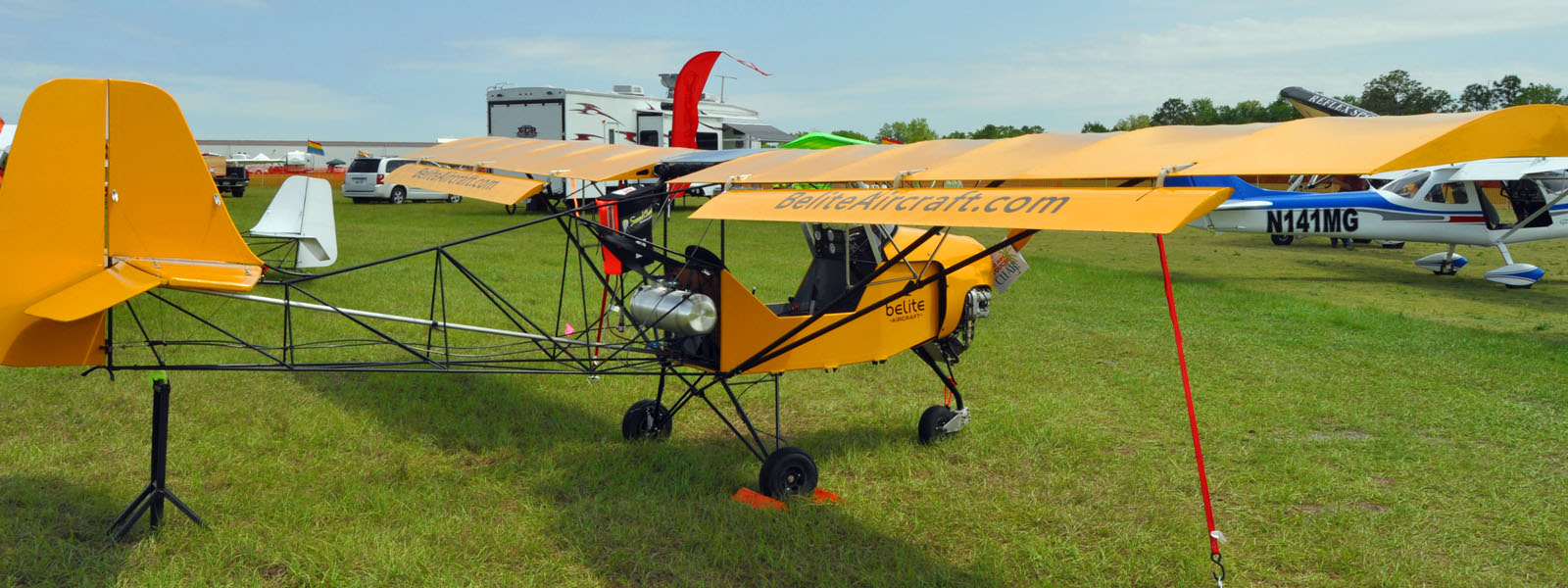 Standard Pilot Blog More Show Shots of the Ultralight Aircraft "Best