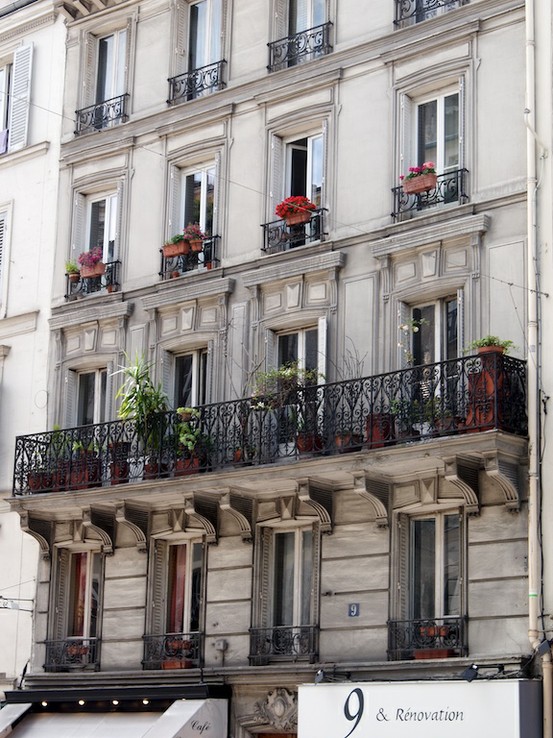 the italiagal Style Sunday French Balcony