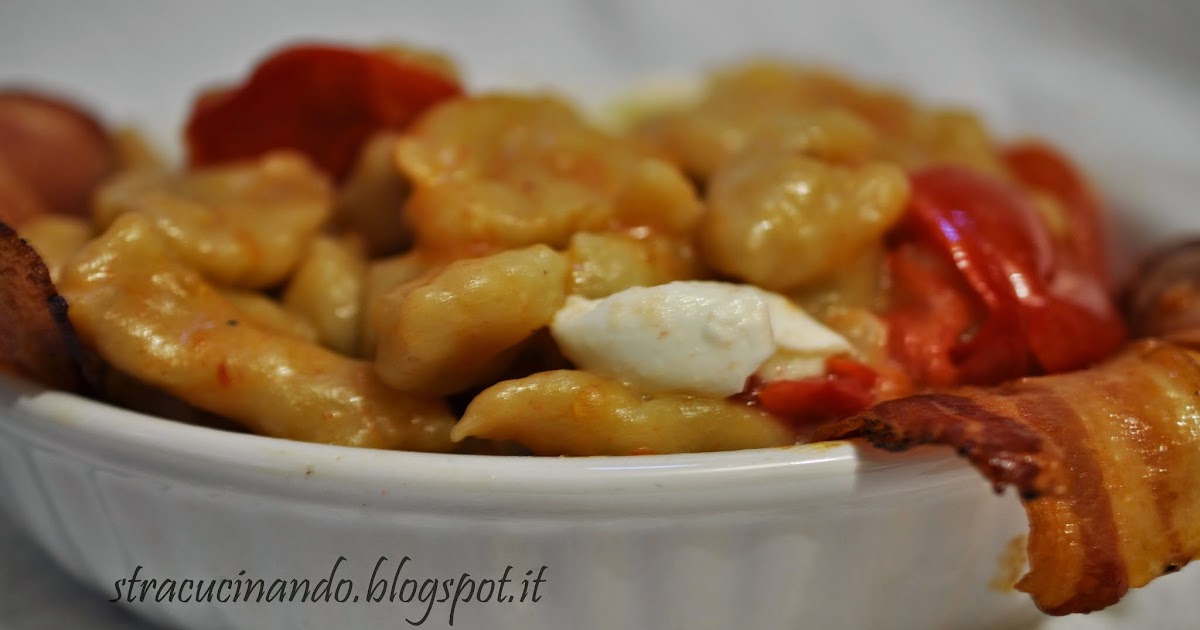 Angolo Cottura GNOCCHI DI PANE CON POMODORINI, PANCETTA E MOZZARELLA
