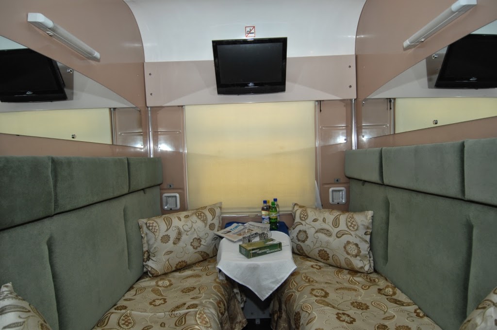 ウズベキスタン日本語ガイド ブハラからウルゲンチ行きの夜行電車。