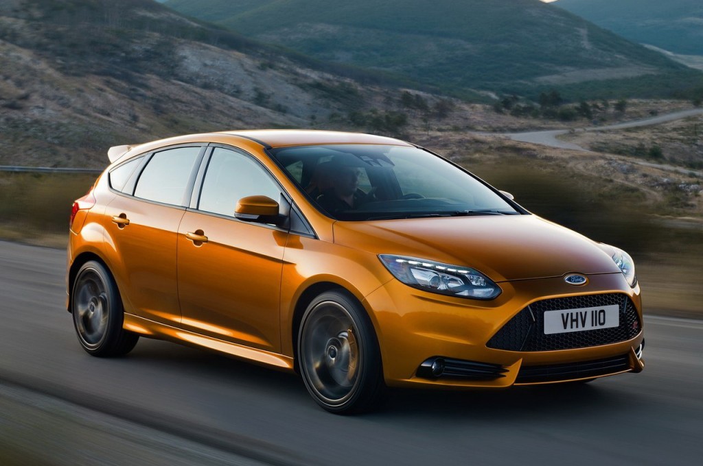 Sport Cars Ford Focus St Wagon Hd Wallpapers 2012