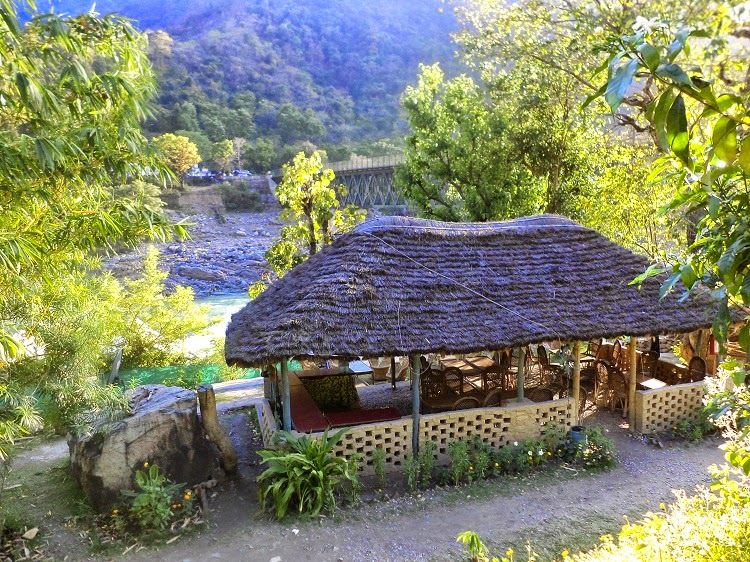 http://uttarakhand-tourpackages.com/our-camps/ganga-valley-camprishikesh/