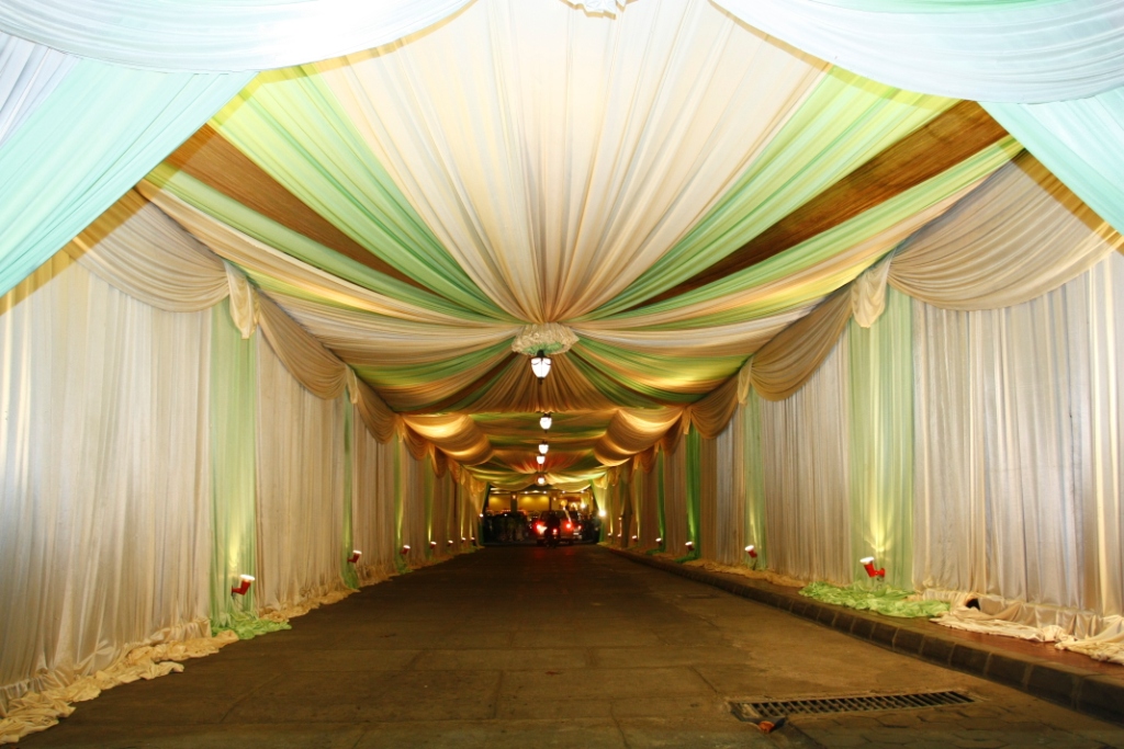 Dian Yang Tak Pernah Padam Aneka Jenis TendaTenda Mewah