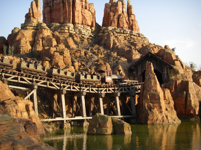 Accident sur Big Thunder Mountain à Disneyland Paris