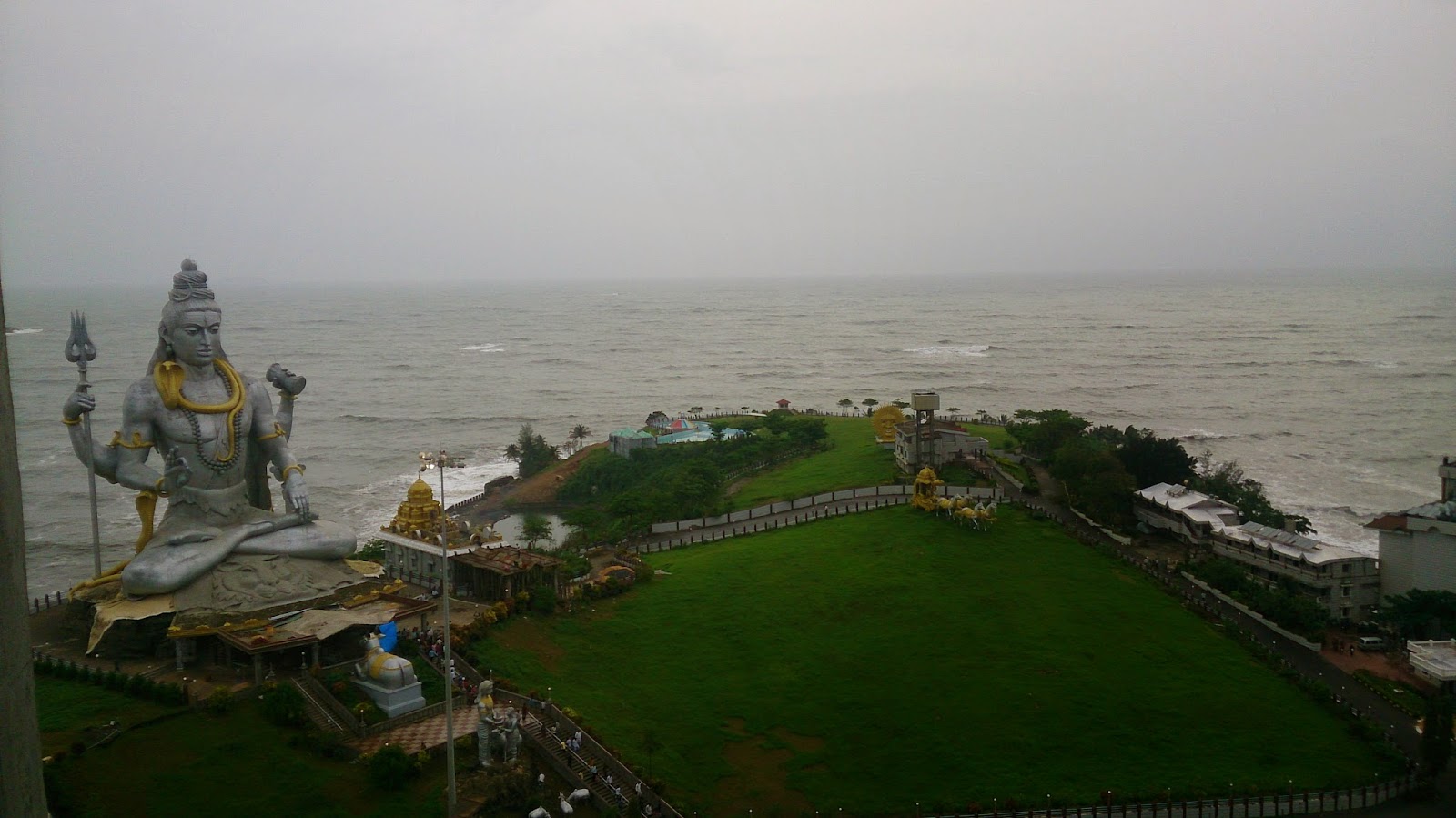 Vineet's Spiritual Yearnings: MURUDESHWAR