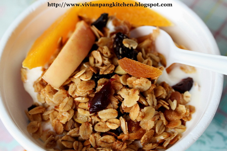 Vivian Pang Kitchen Homemade Granola with Muesli