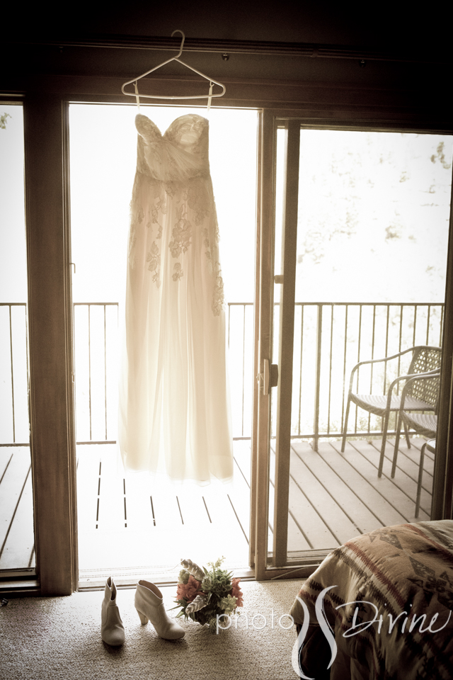 Photo Divine Aaron and Brittany's Beautiful Bohemian Wedding