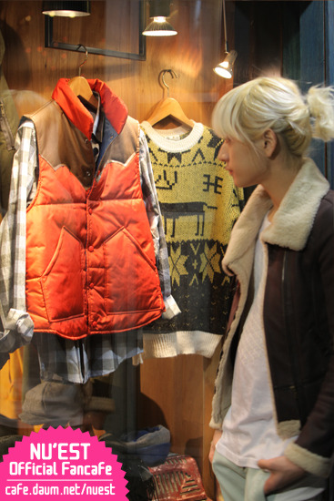 [06.02.12] Ren- Shopping Story 13