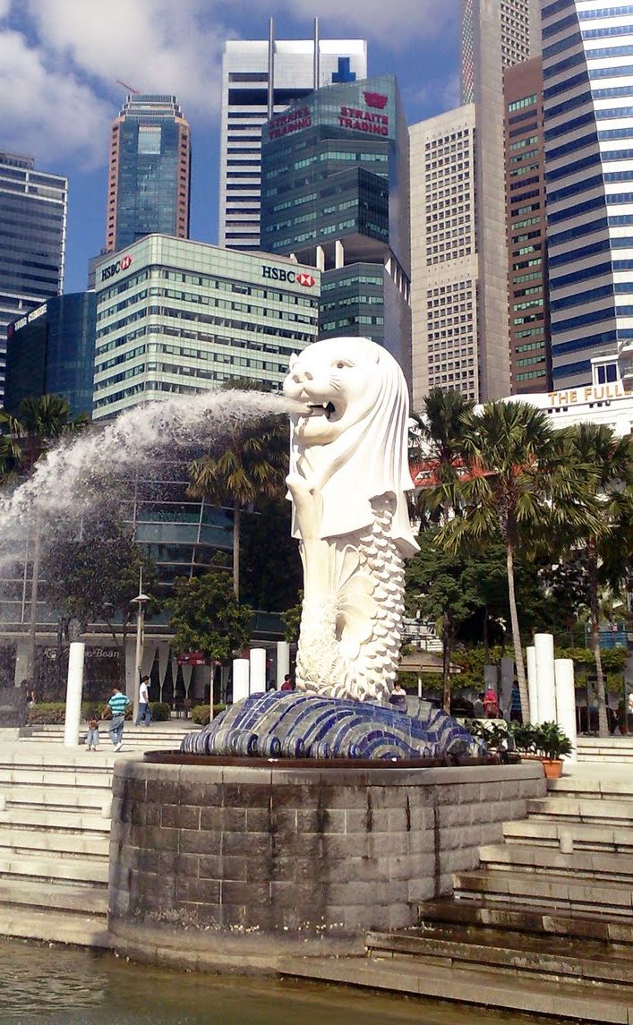 Happy Day: Patung Singa Kebanggaan Singapura, Merlion