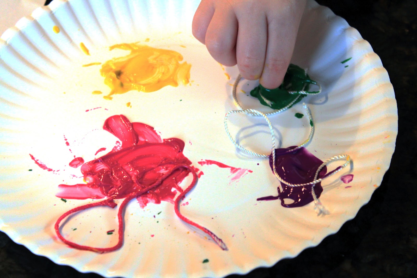 Notes from a Mom in Chapel Hill (A Guide) Arts & Crafts Thursday