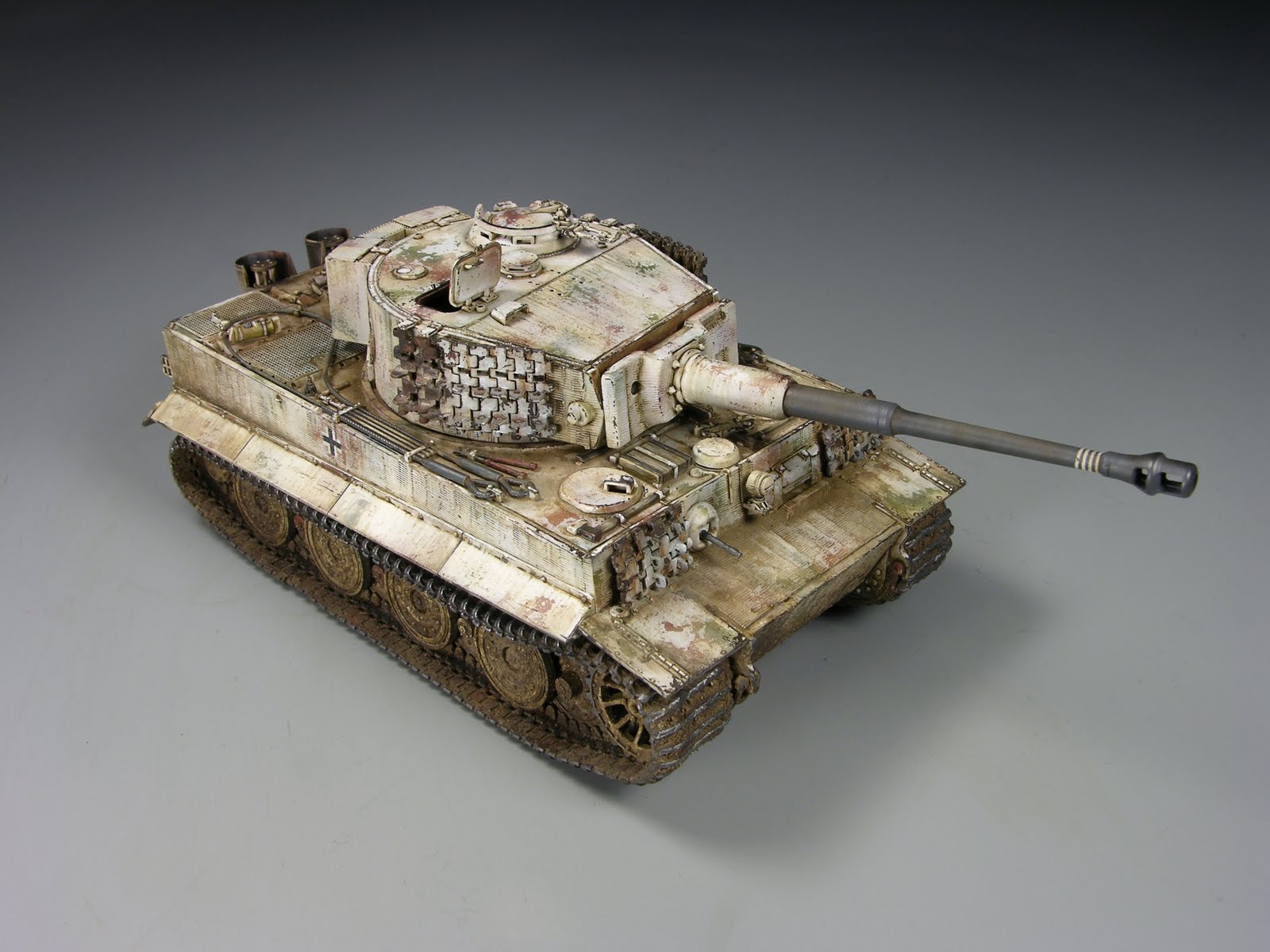 Finished Tiger I winter camo by MIG - Missing-Lynx
