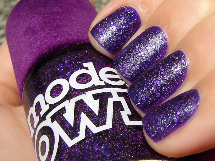 Models Own Amethyst (Velvet Goth Collection)
