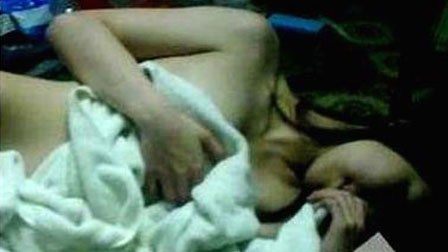 Bé gái 13 tuổi bị hiếp dâm có bầu 3 tháng vẫn tưởng… ăn nhiều nên béo   - tinnhan-sms.xtgem.com