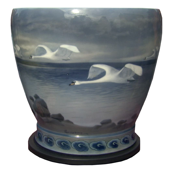 Antiques Roadshow 10 Valuable Objects That Were Found in Curious Places