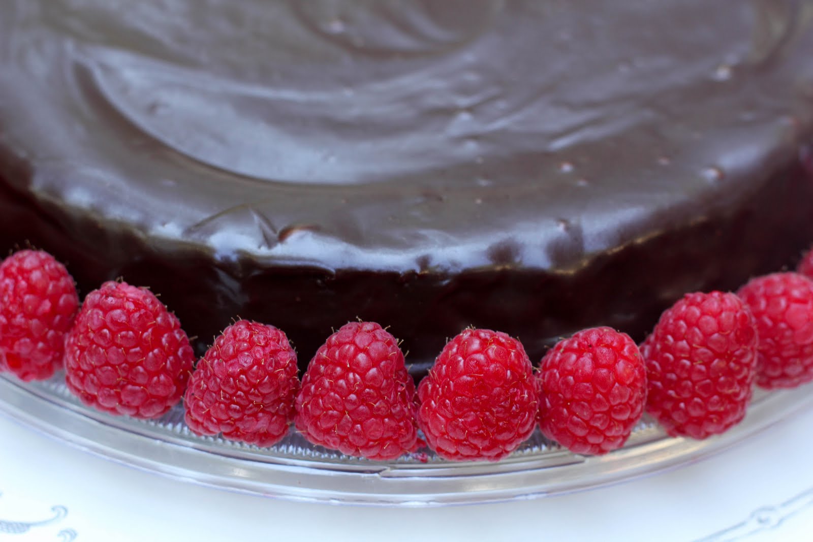 Flourless Chocolate Cake with Ganache Topping