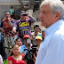 En 2001, López Obrador se opuso a la privatización de la salud
