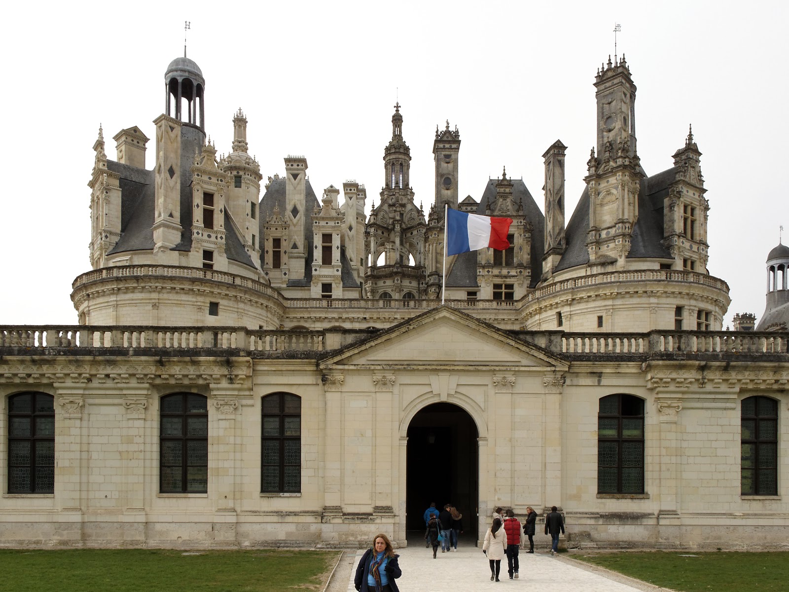 Nous irons dormir chez vous Double révolution au château de Chambord