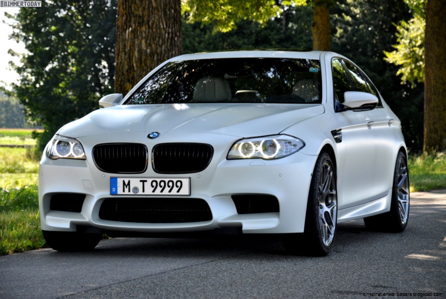 BMW M5 F10 Frozen White BMW M5 F10 Frozen White