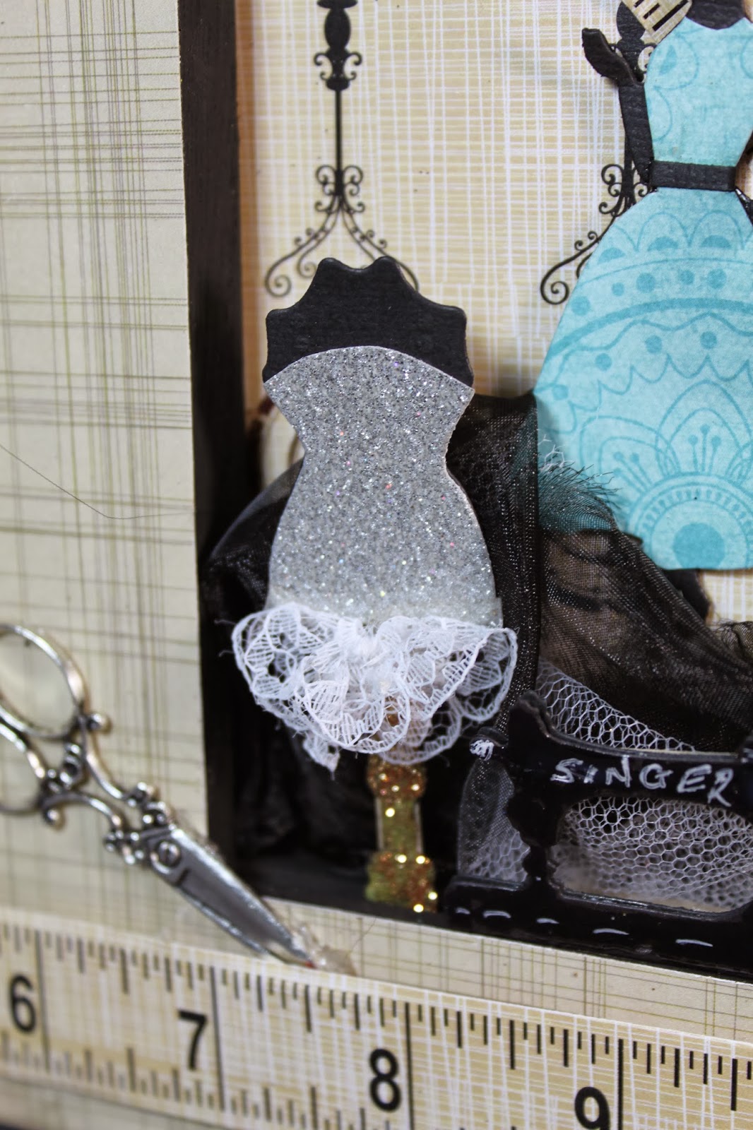 Sewing Mends the Soul, Reverse Canvas by Lesa Bird Couture Creations