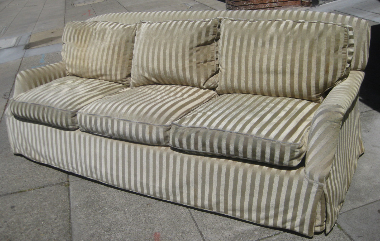 UHURU FURNITURE & COLLECTIBLES SOLD Downfilled Sofa 120