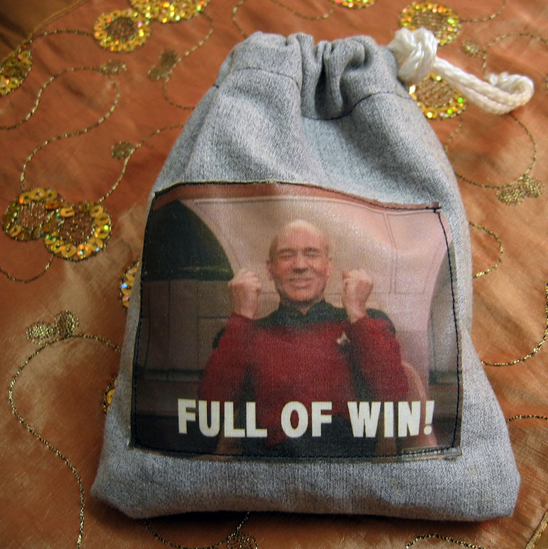 knit fish Sew Geeky how to make a dice bag