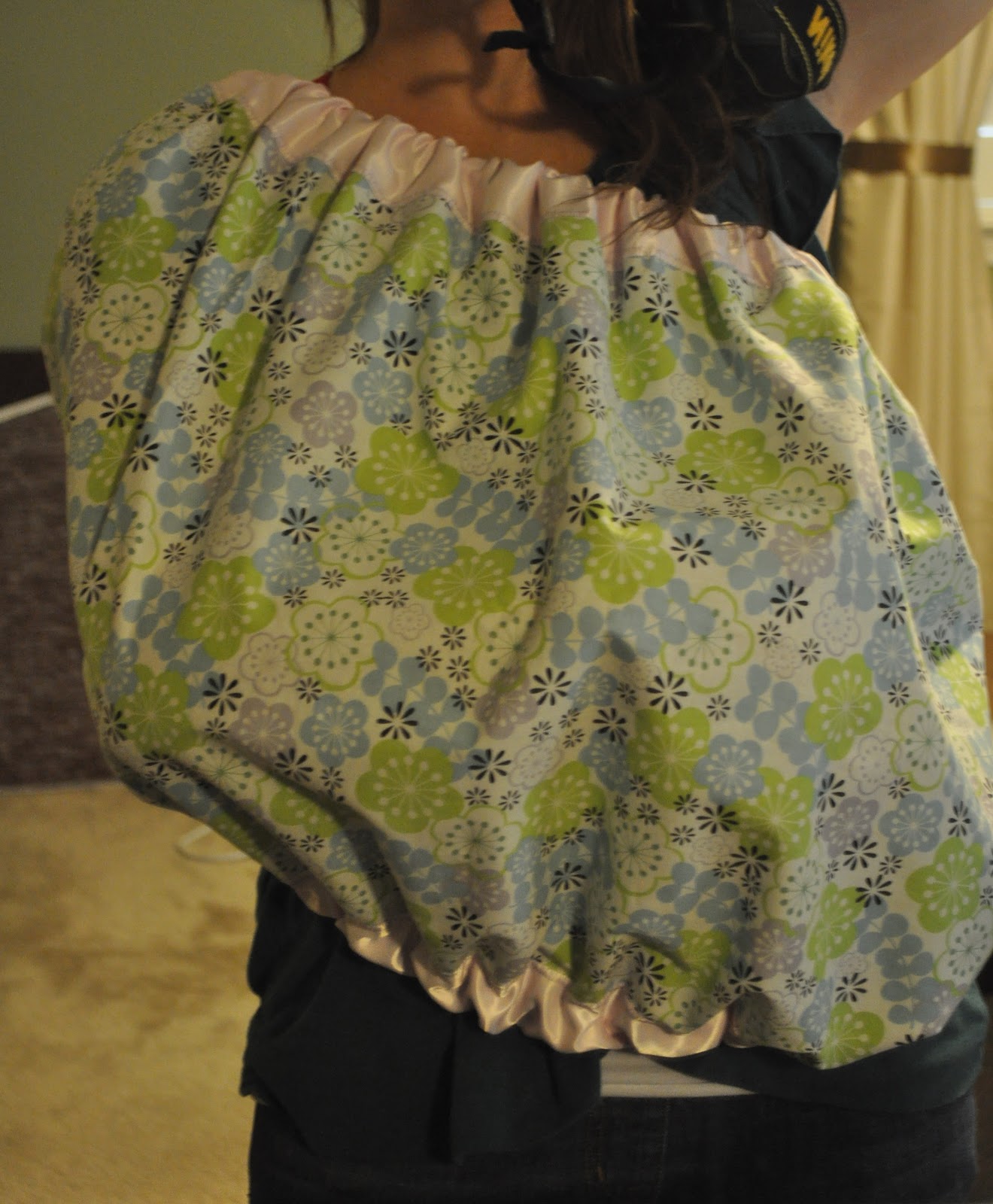 To Each Their Own Make it Mondays DIY nursing Cover.