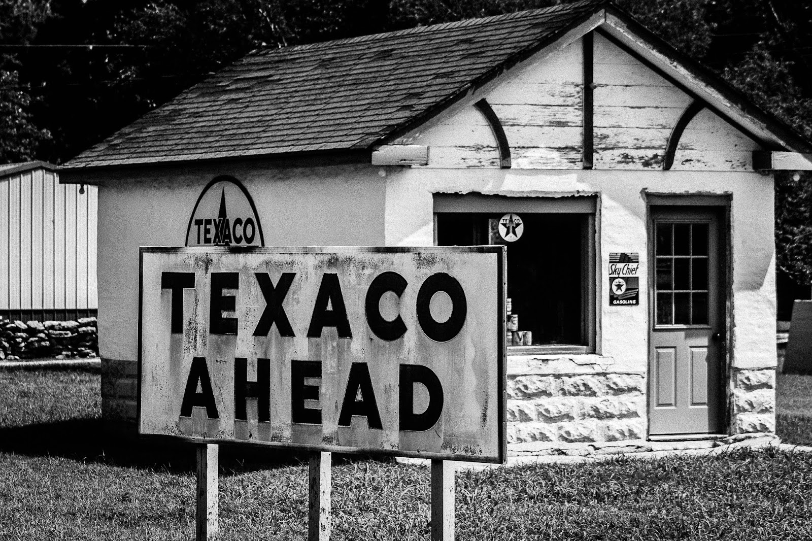 Texaco the history of an American Gas Station! Michael Rodgers