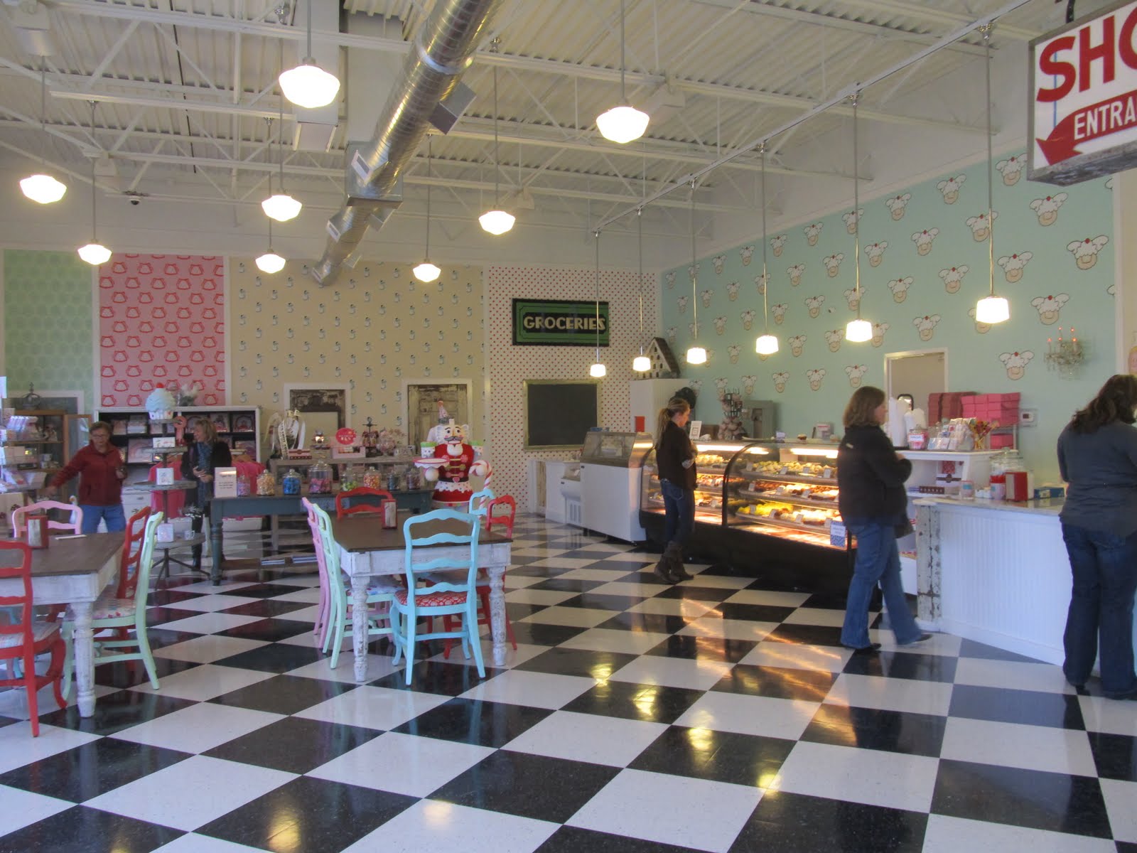 The Flying Cupcake Bakery CARMEL BAKERY NOW OPEN!!!