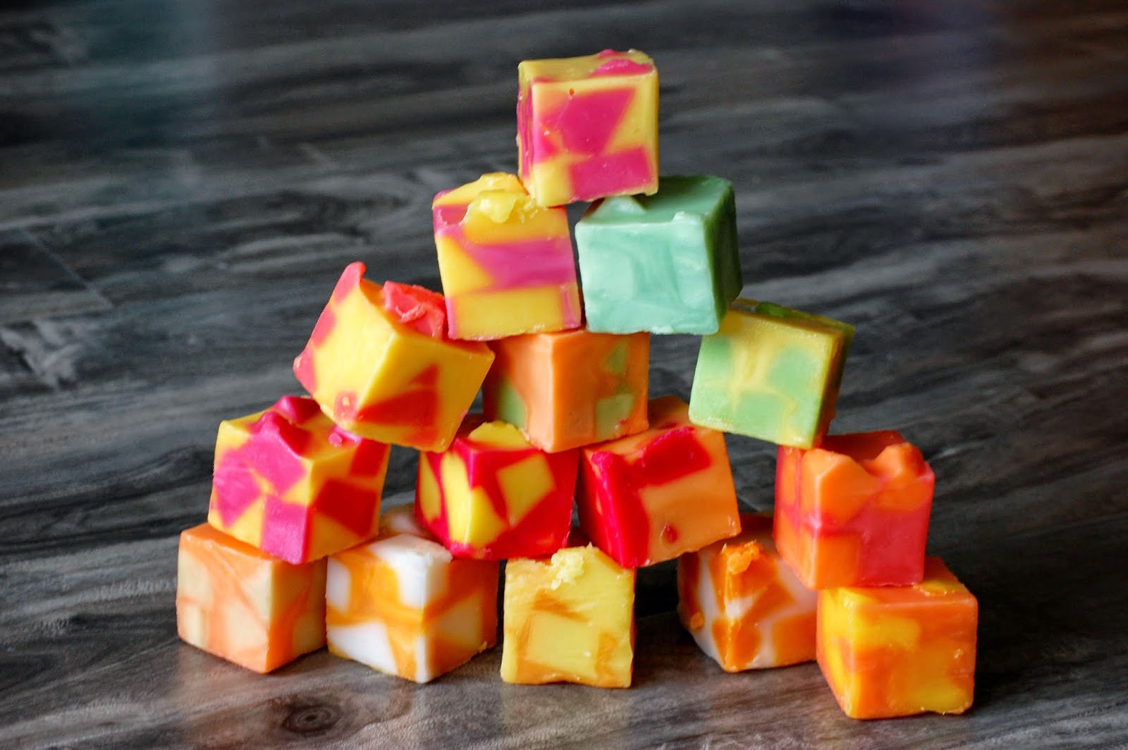 The Redolent Mermaid The Glitterati Candle Co. Part Deuce