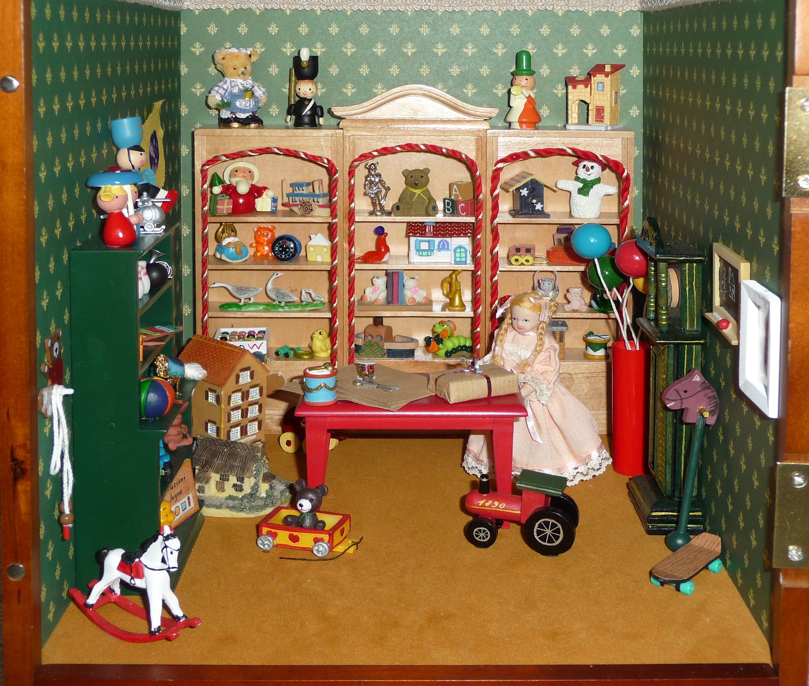 Morandi Sisters Microworld Antique Toy Store Antico Negozio di